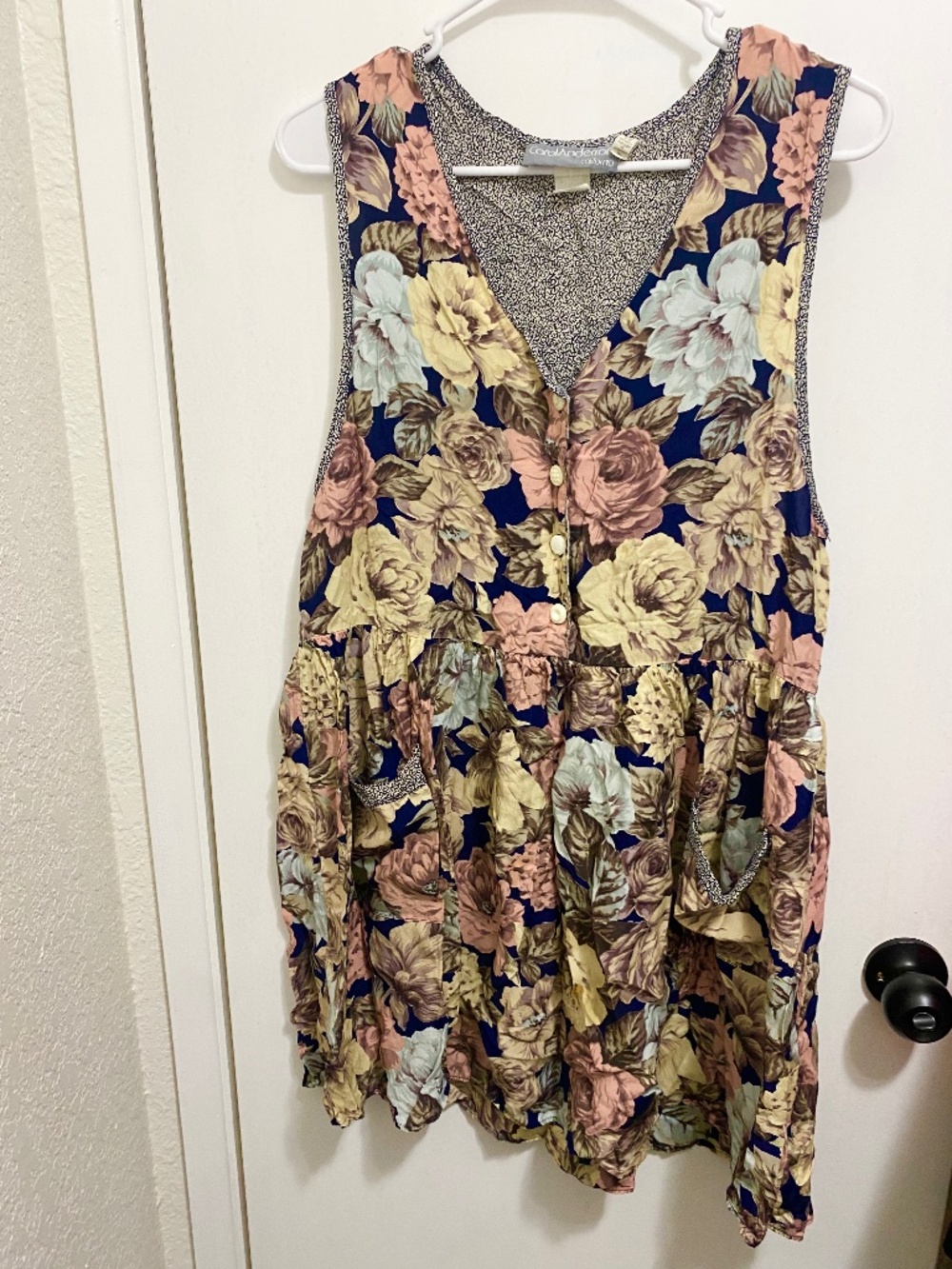 Carol Anderson  Floral Size M  Women’s  Midi  Sleeveless Dress with side pockets